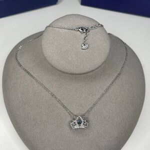 NWOT Swarovski  Silver princess Crown Pendant Necklace